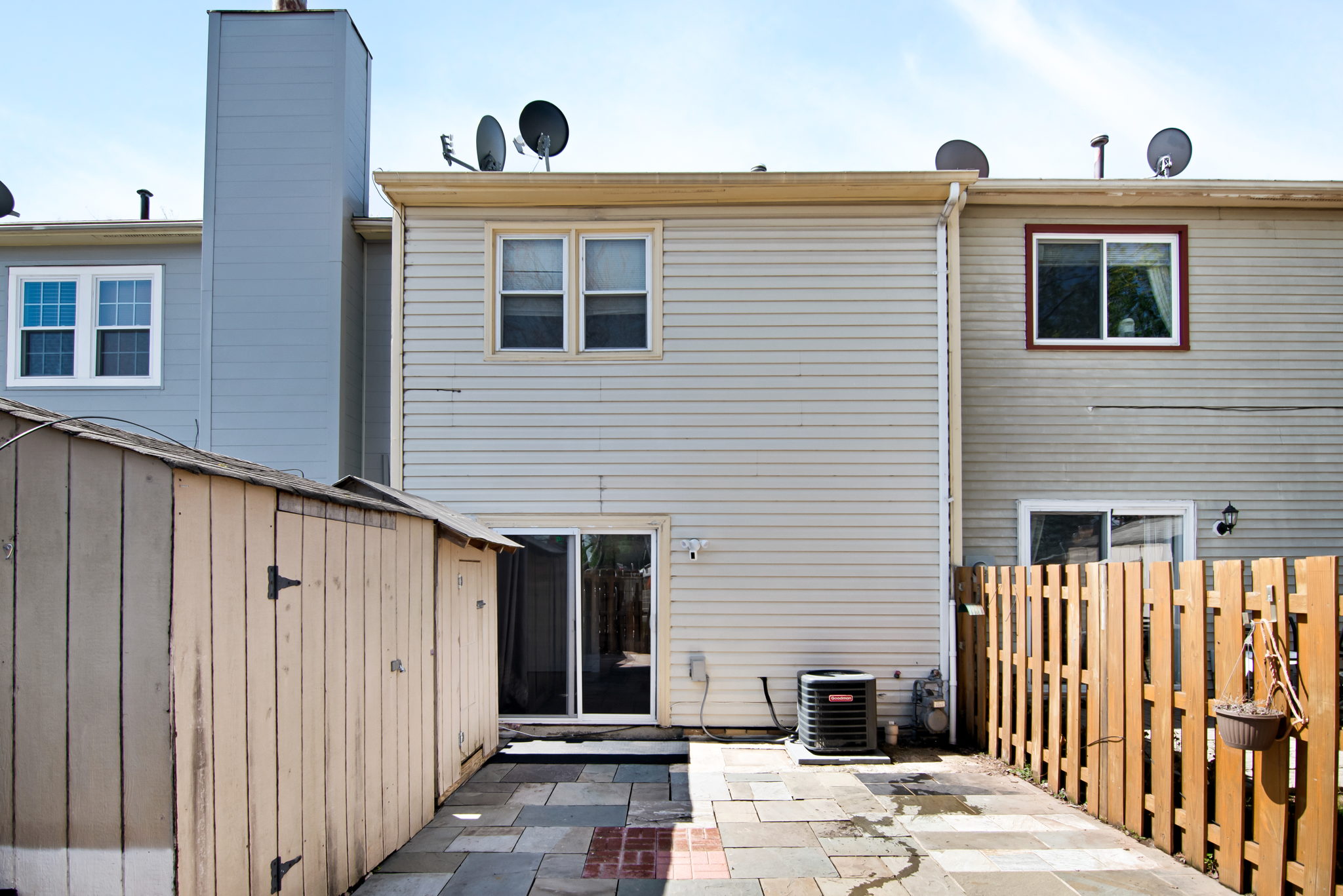 8628 Sumter Ct, Manassas Park, VA 20111, USA Photo 4
