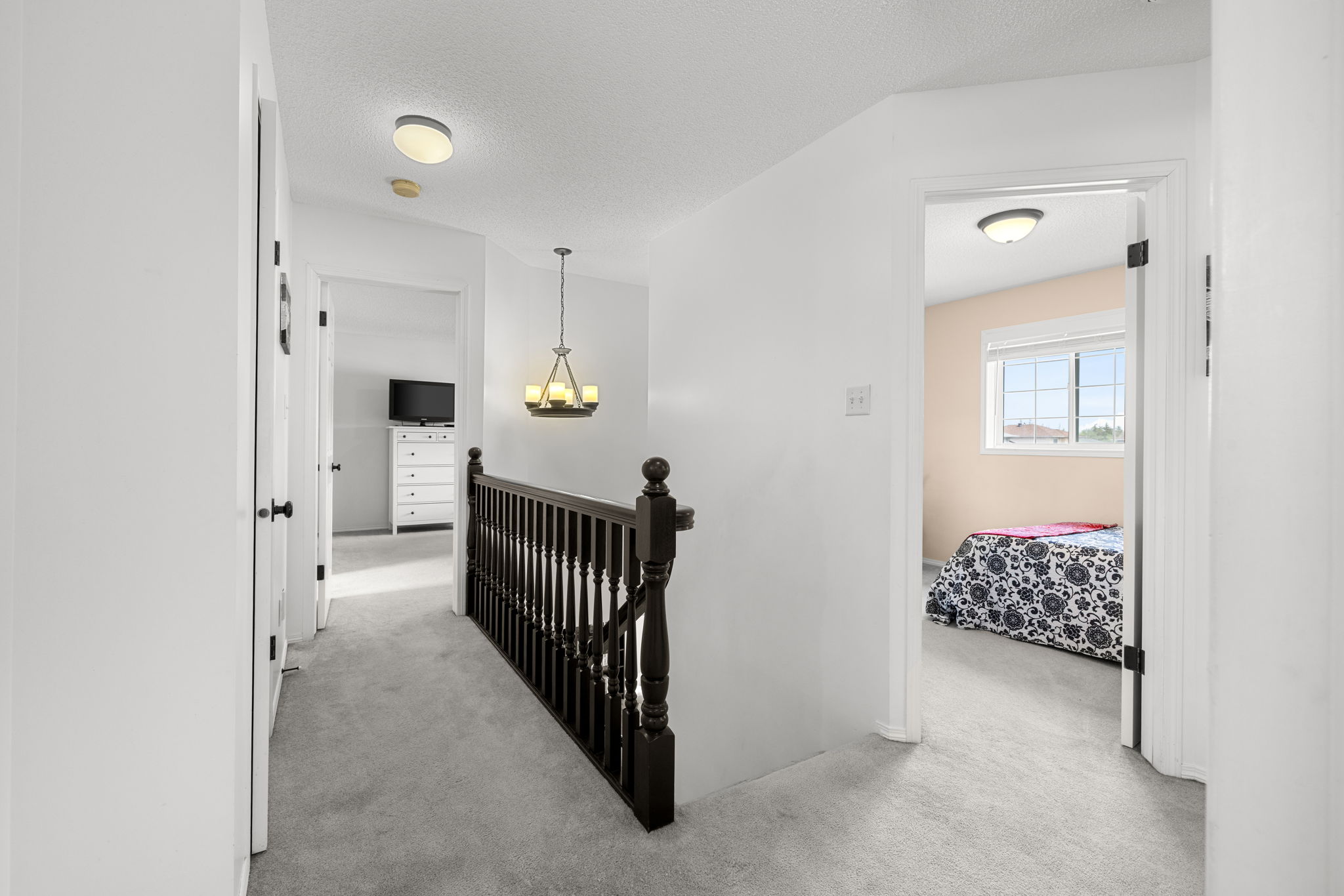 8628 Thurston Cres - 29. Upstairs