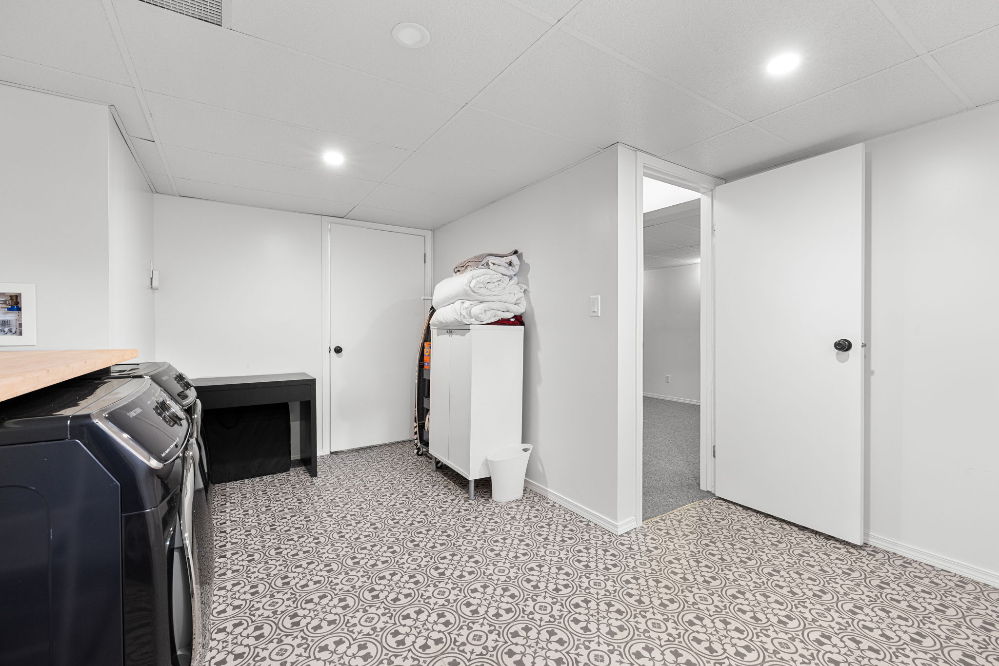 8628 Thurston Cres - 35. Laundry