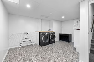 8628 Thurston Cres - 34. Laundry