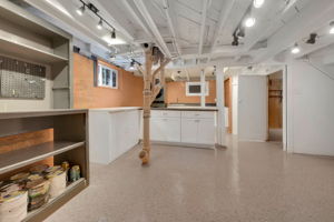  Photo 49