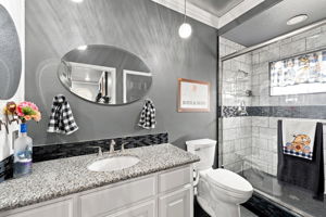  Photo 41