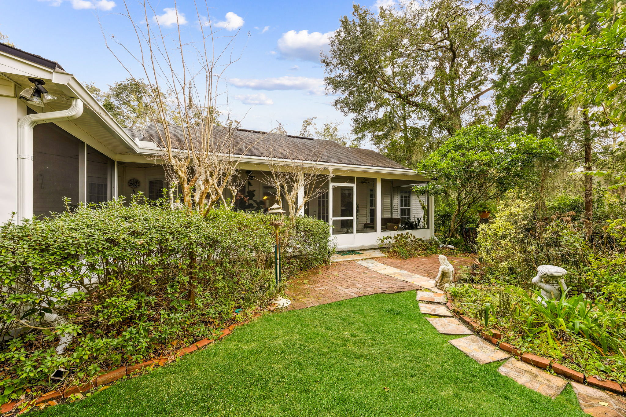 With 2.38 acres as its backdrop ...