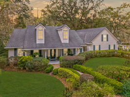 ... return home to your very own slice of paradise!