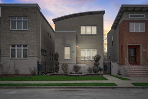 S Normal Ave - VT-001