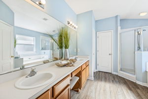 The ensuite master bath is also roomy ...