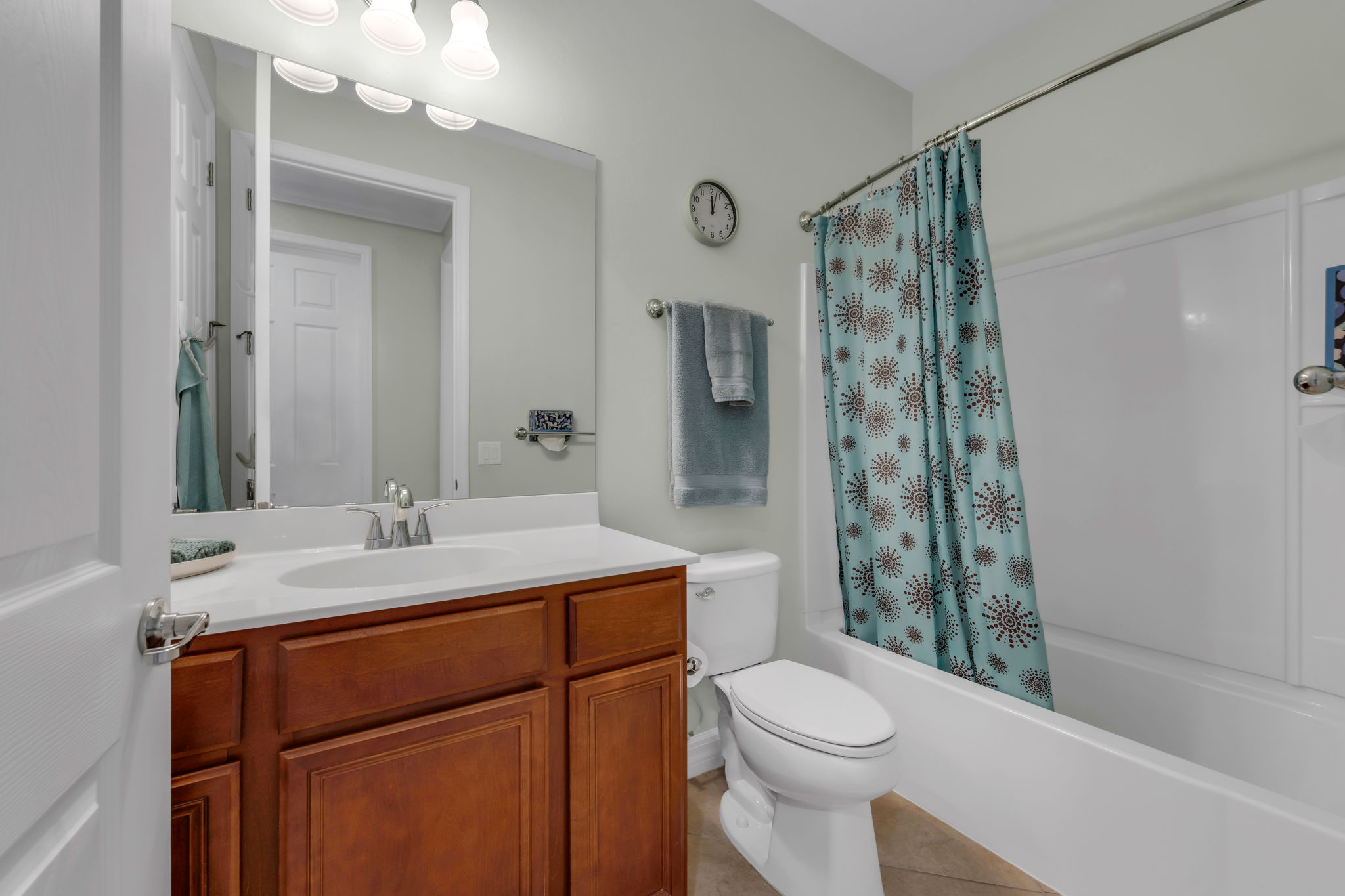 Guest Bath 2