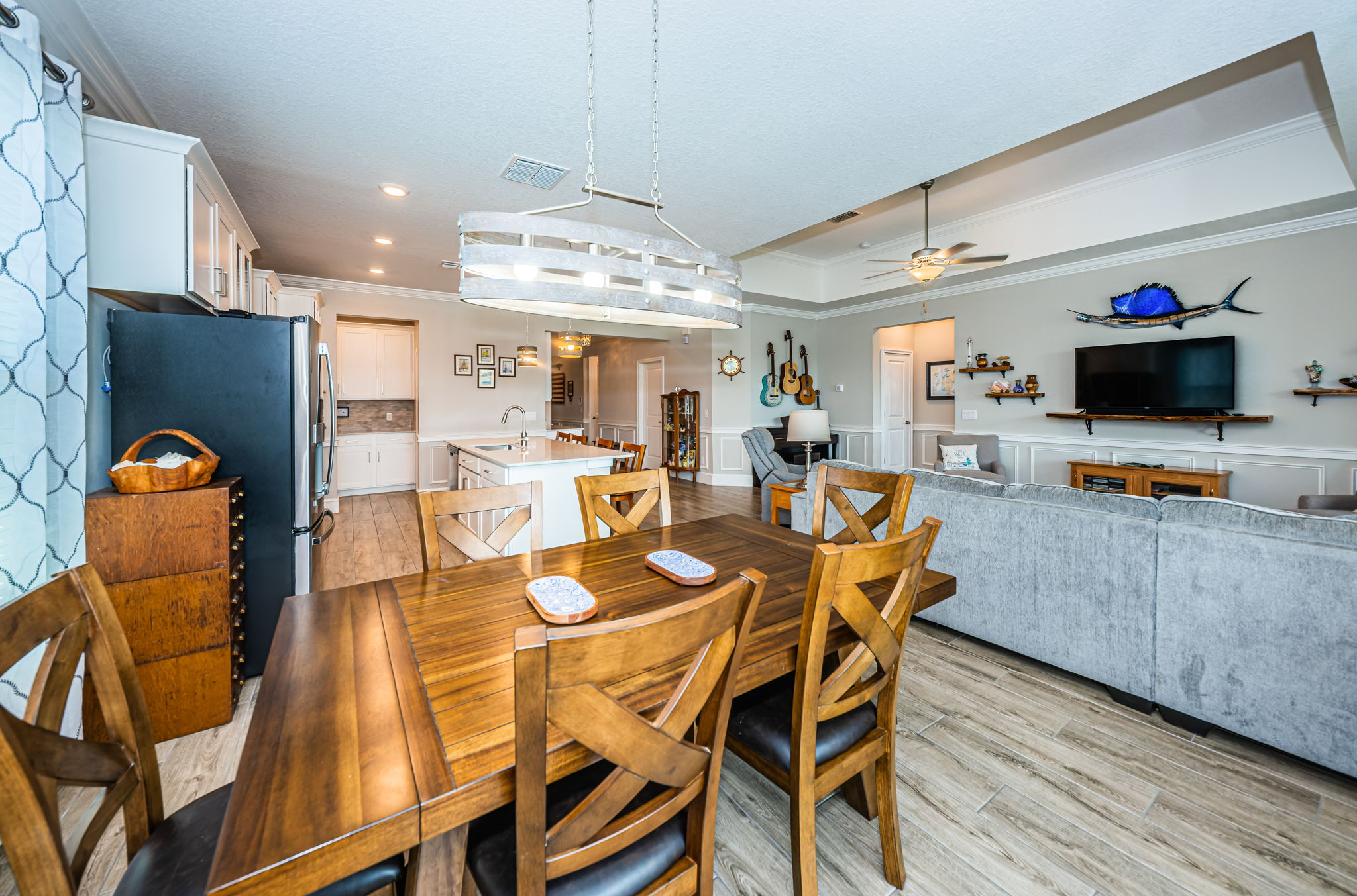 Dining Room3-2