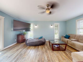  Photo 10