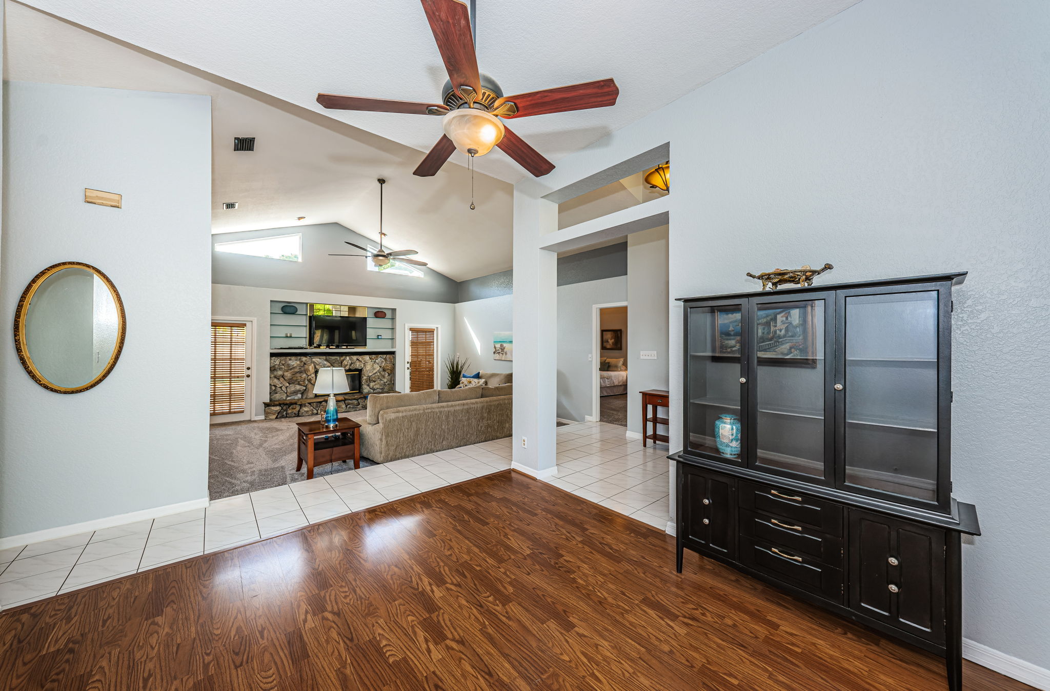 Dining Room2-2