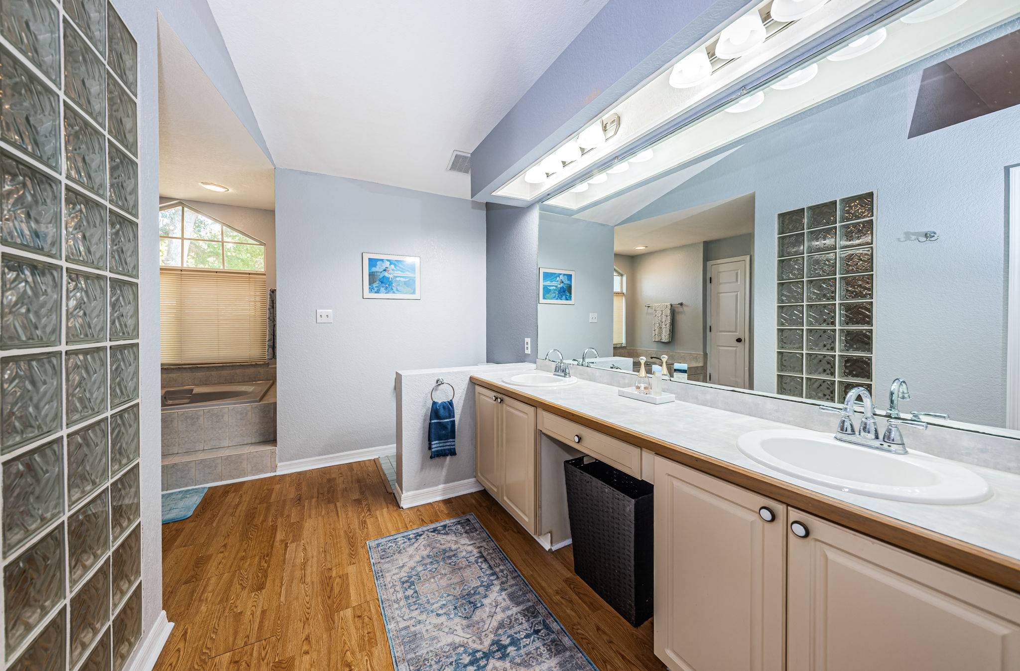 Master Bathroom1a-2