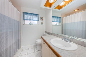Bathroom2-2