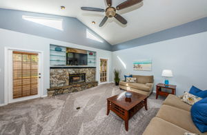 Living Room1-2