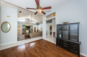 Dining Room2-2