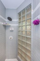 Master Bathroom1c