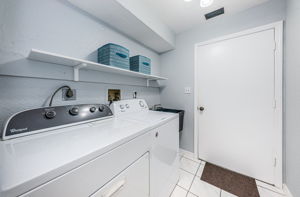 Laundry Room-2