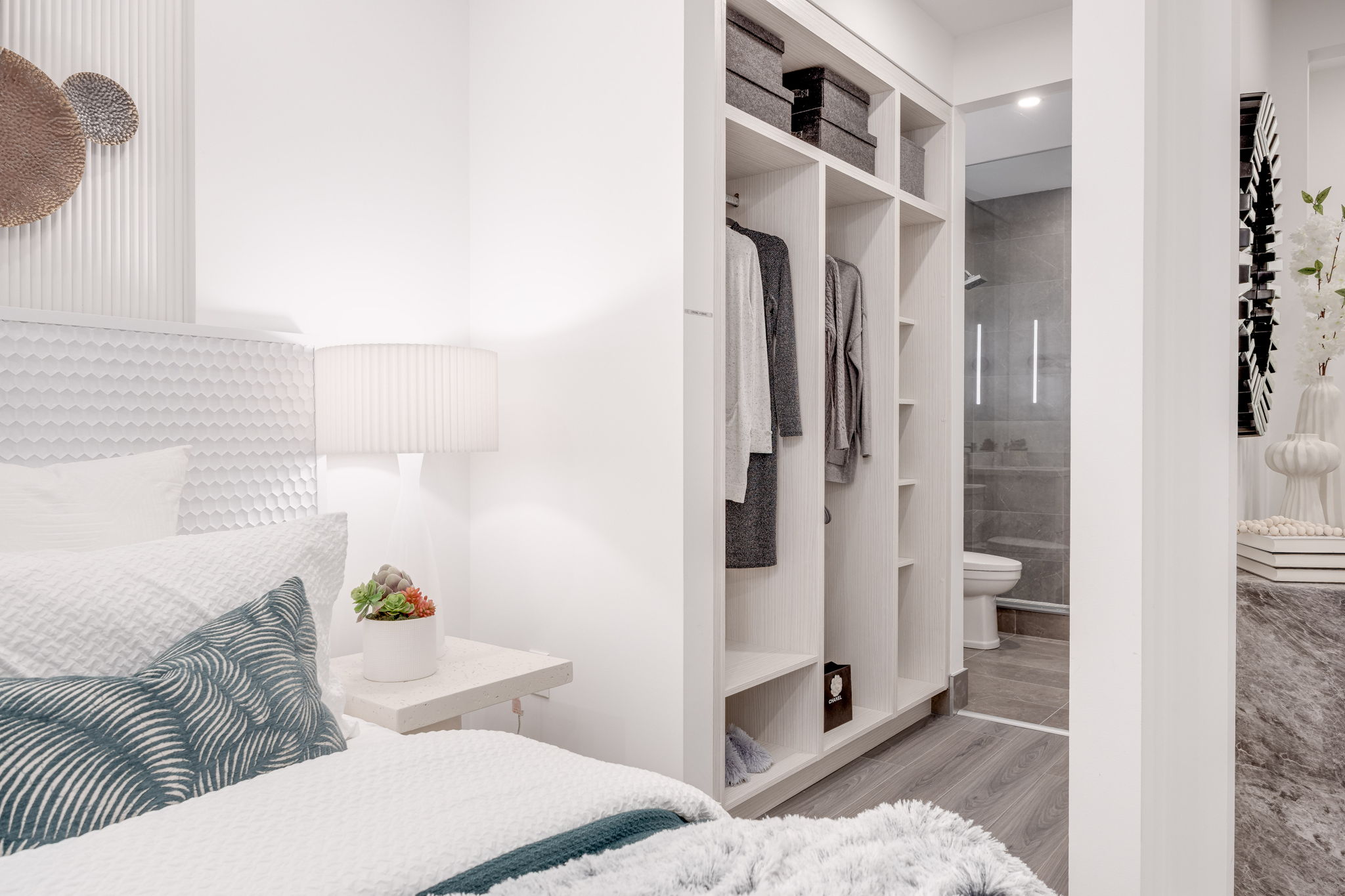 Toronto property showcase — delivered property photograph 14
