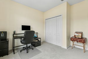 Bedroom/Office