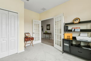 Bedroom/Office