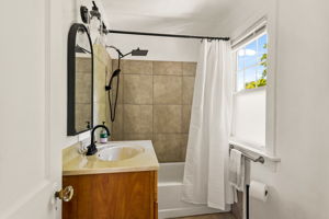 8643 Monroe Ave, Blue Ash, OH 45242, USA Photo 25