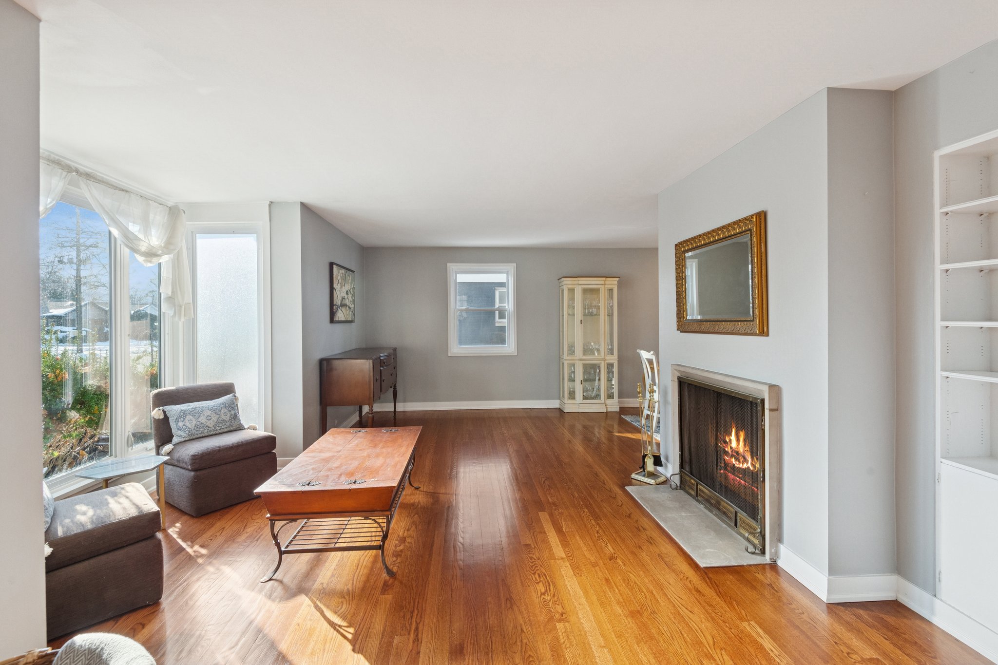 8646 E Prairie Rd_001.jpg