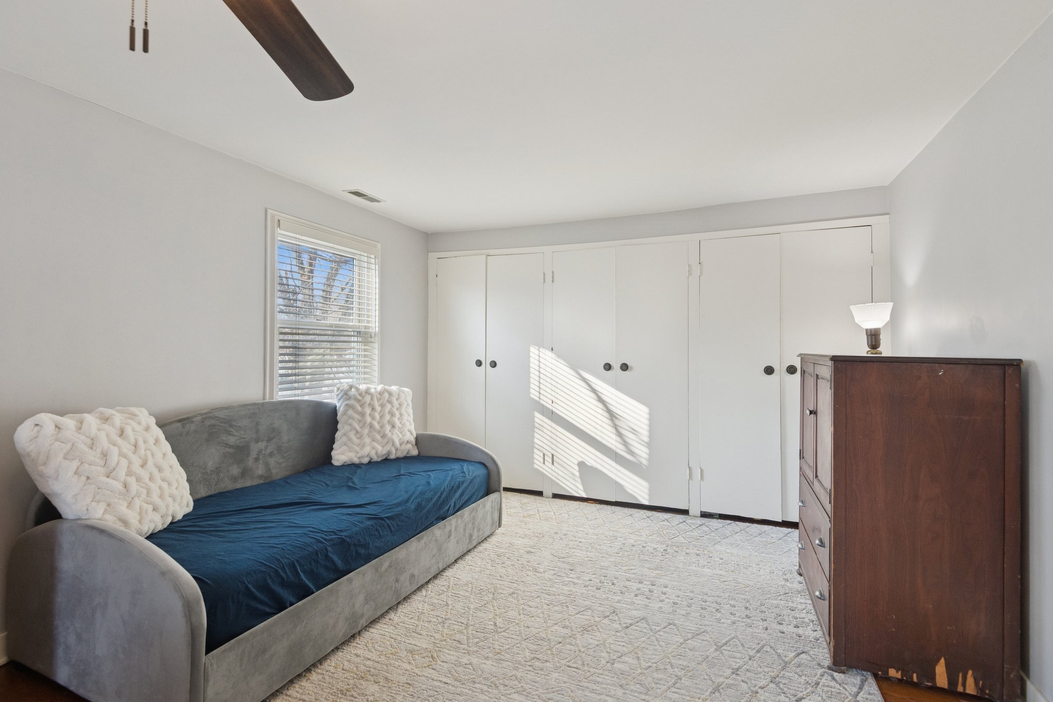 8646 E Prairie Rd_021.jpg