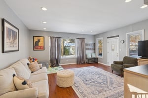 8646 E Prairie Rd_007.jpg