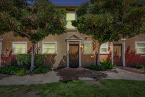  Photo 0