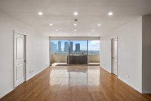 865 Comstock Avenue 11C-7