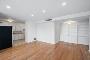 865 Comstock Avenue 11C-12