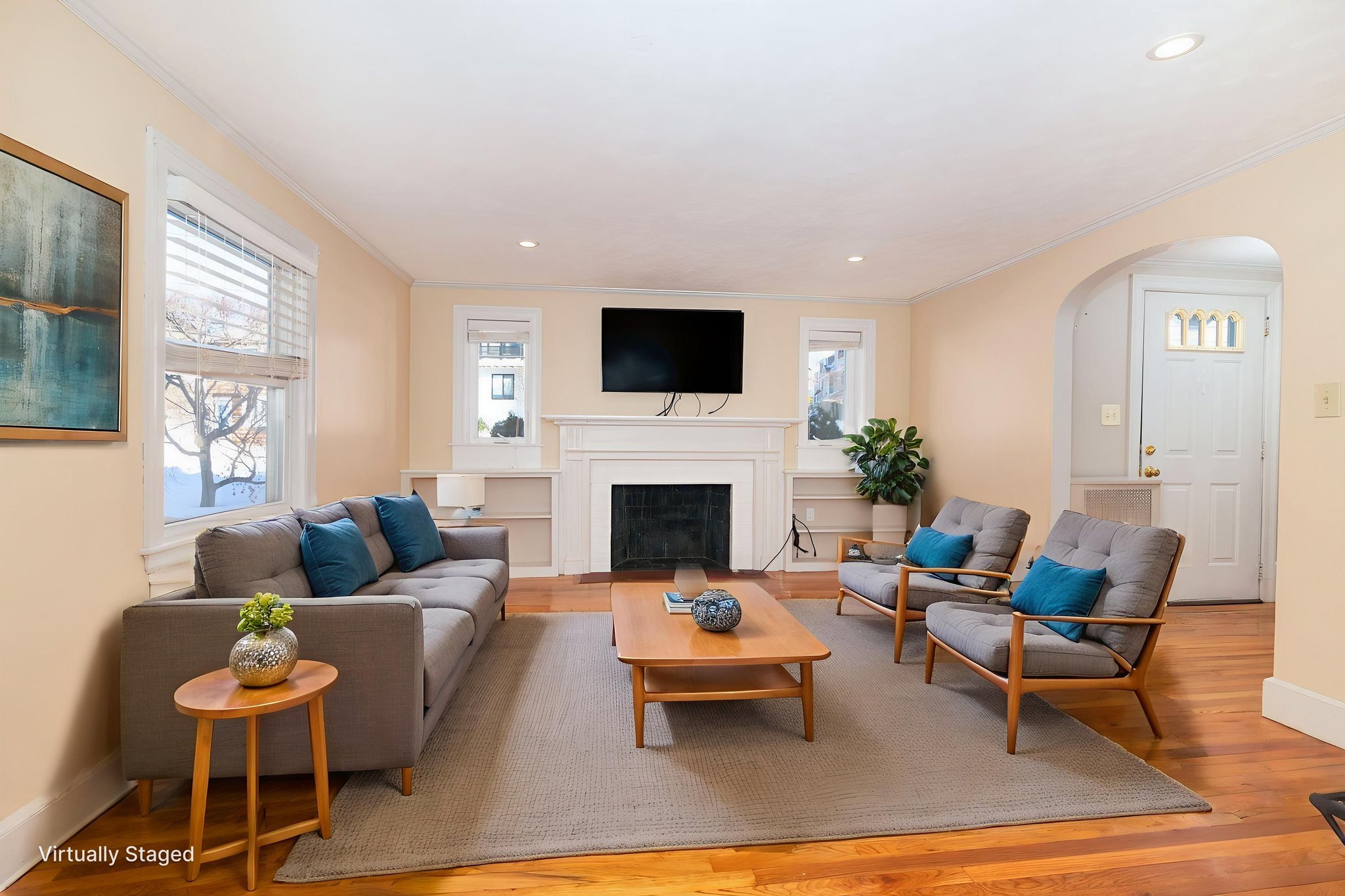 18 virtually staged.jpeg