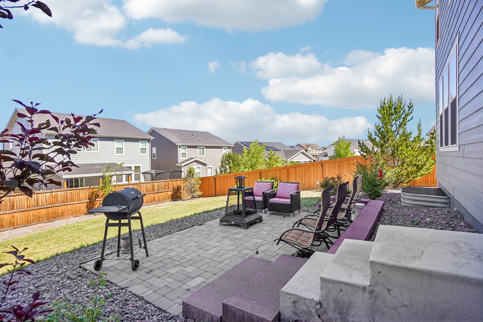 N Waterloo Cir-S0806-048.jpg