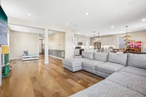 N Waterloo Cir-S0806-010.jpg