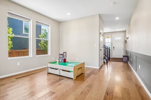 N Waterloo Cir-S0806-011.jpg