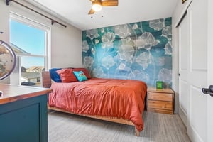 N Waterloo Cir-S0806-025.jpg