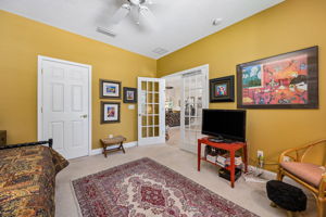 Bedroom/Office