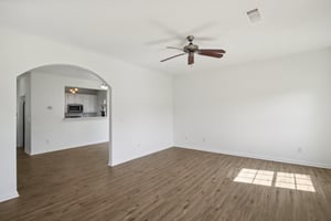 Thomas Rd-007.jpg