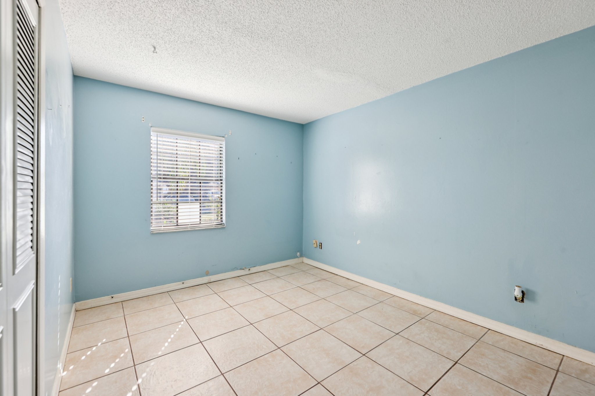 McKenny Ave-S2111-021.jpg