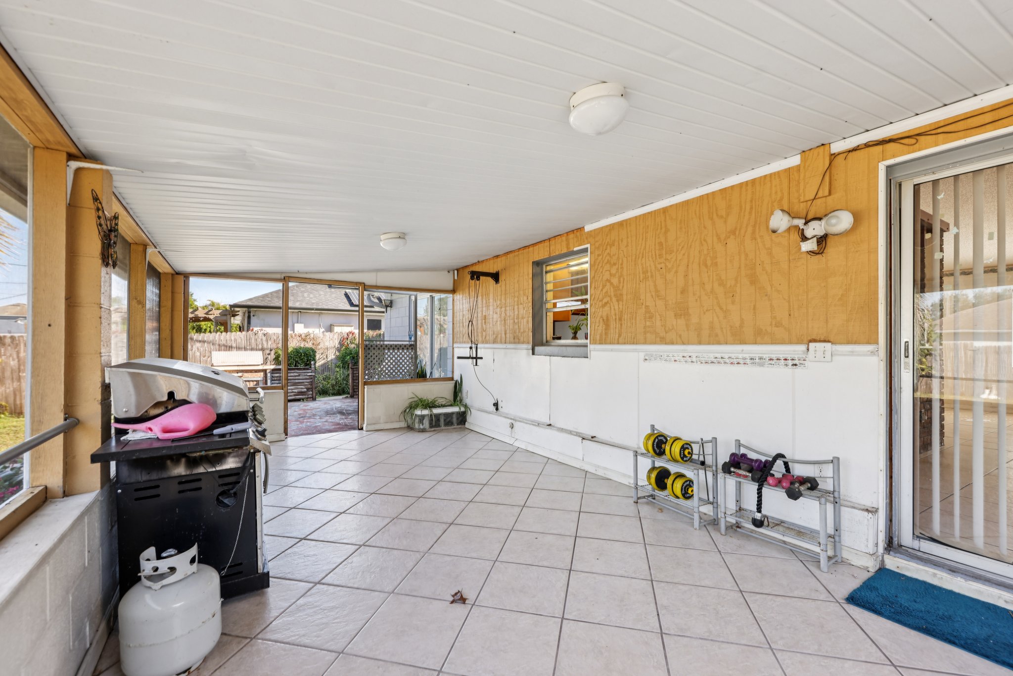 McKenny Ave-S2111-030.jpg