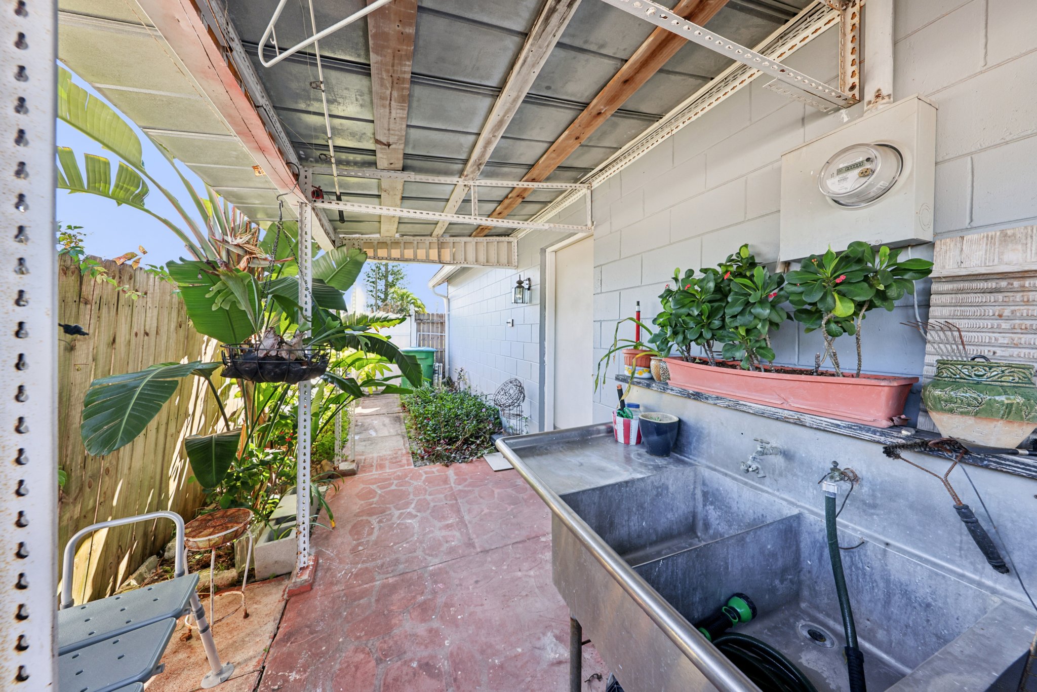 McKenny Ave-S2111-033.jpg