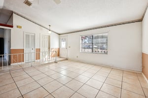 McKenny Ave-S2111-007.jpg