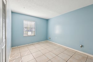 McKenny Ave-S2111-021.jpg