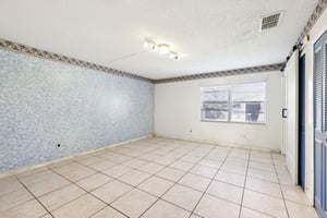 McKenny Ave-S2111-023.jpg