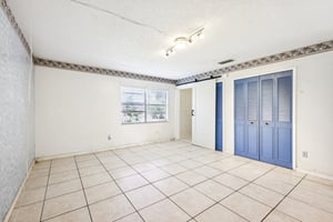 McKenny Ave-S2111-024.jpg