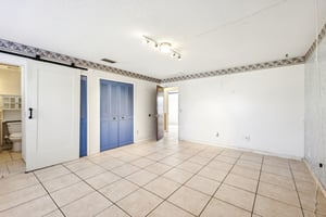 McKenny Ave-S2111-025.jpg