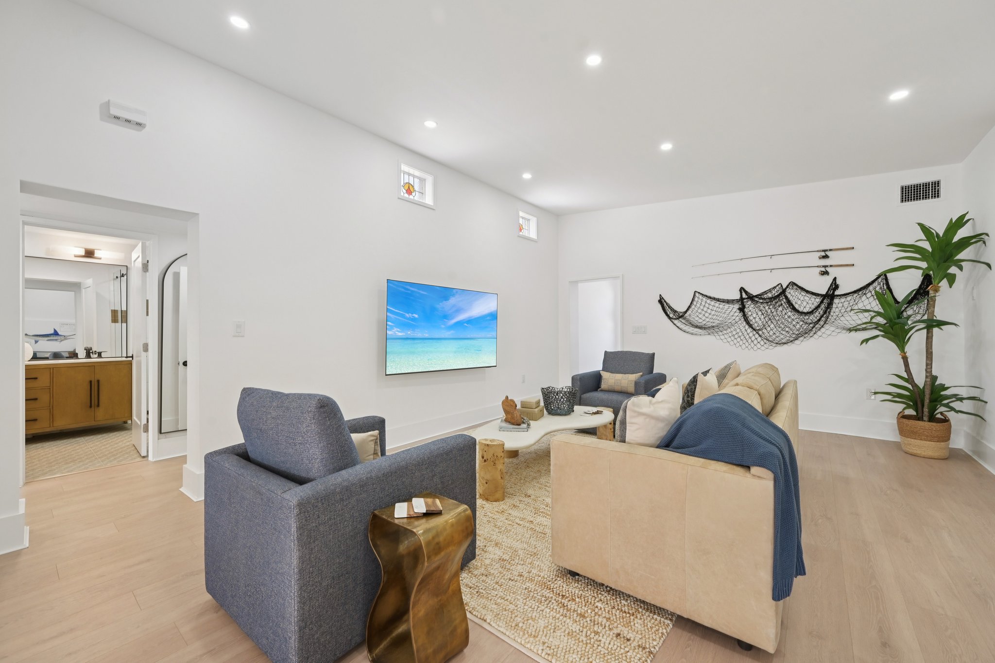 N Shore Dr-L1302-008.jpg