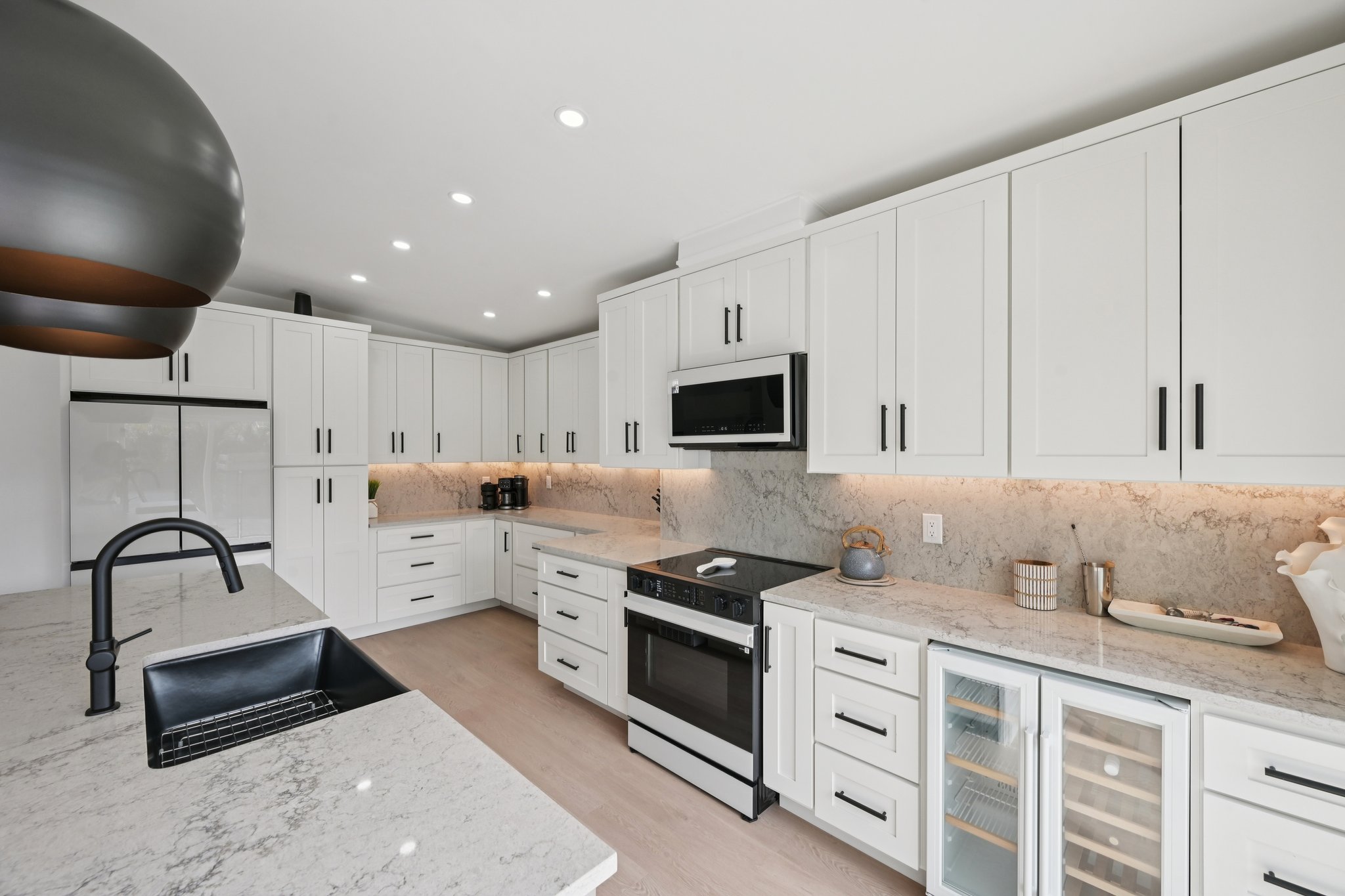 N Shore Dr-L1302-015.jpg