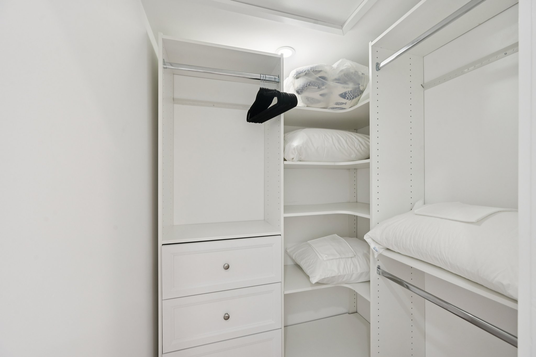 N Shore Dr-L1302-016.jpg