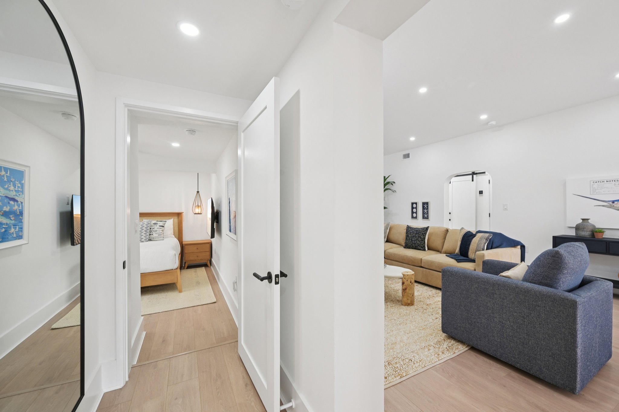 N Shore Dr-L1302-027.jpg