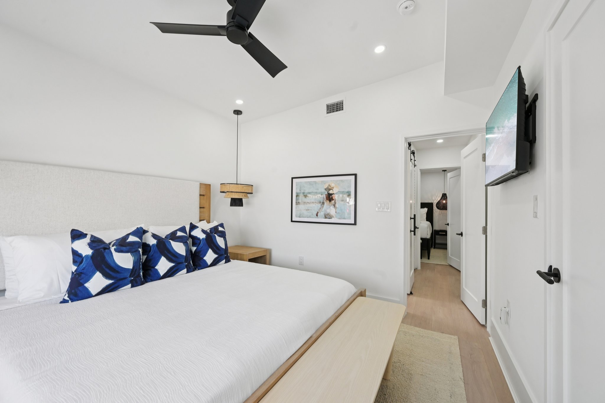 N Shore Dr-L1302-029.jpg